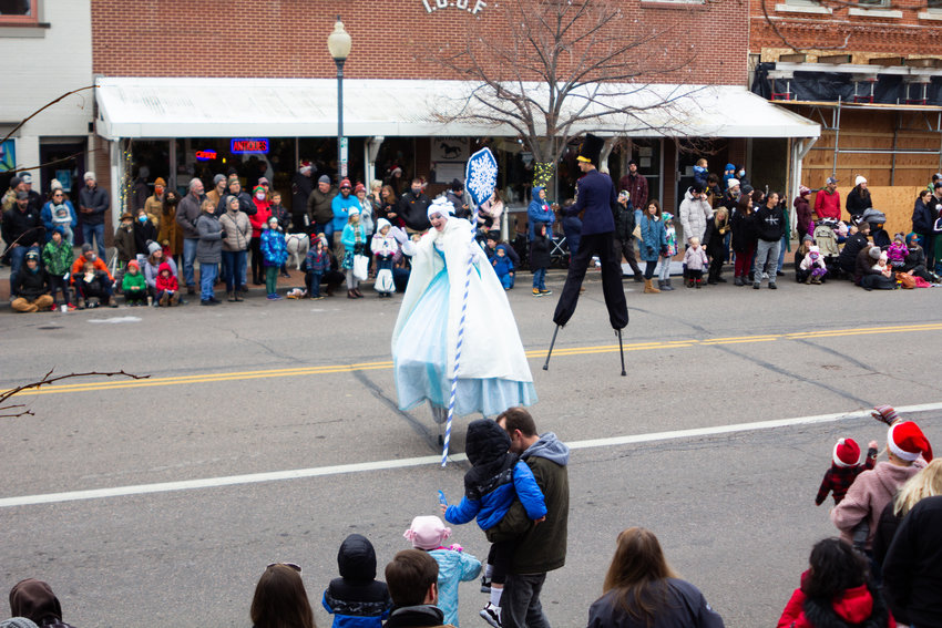 Some of the entertainers in the Dec. 11 parade were heads above the rest.